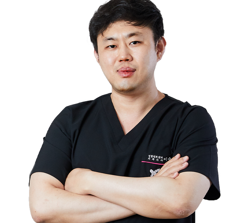 임플란트센터 원장 이승엽